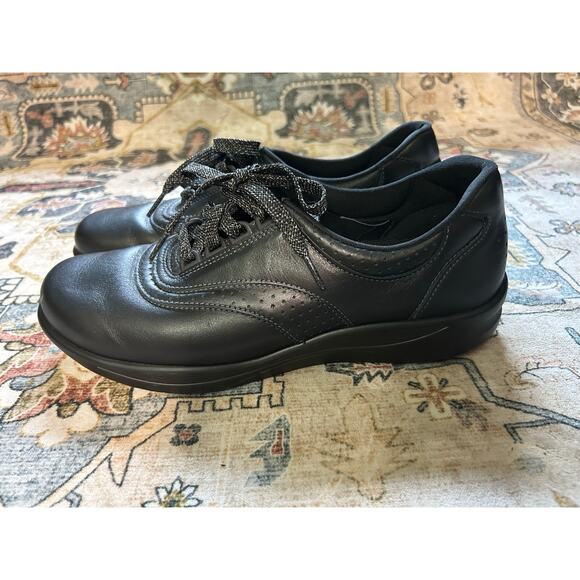 SAS Comfort Walking Shoes Black Leather slip on Supportive Sneakers - Picture 8 of 13